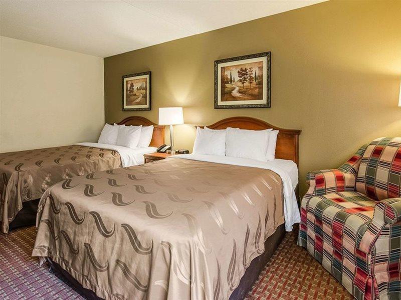 Quality Inn & Suites Lexington Near I-64 And I-81 Timber Ridge Eksteriør bilde