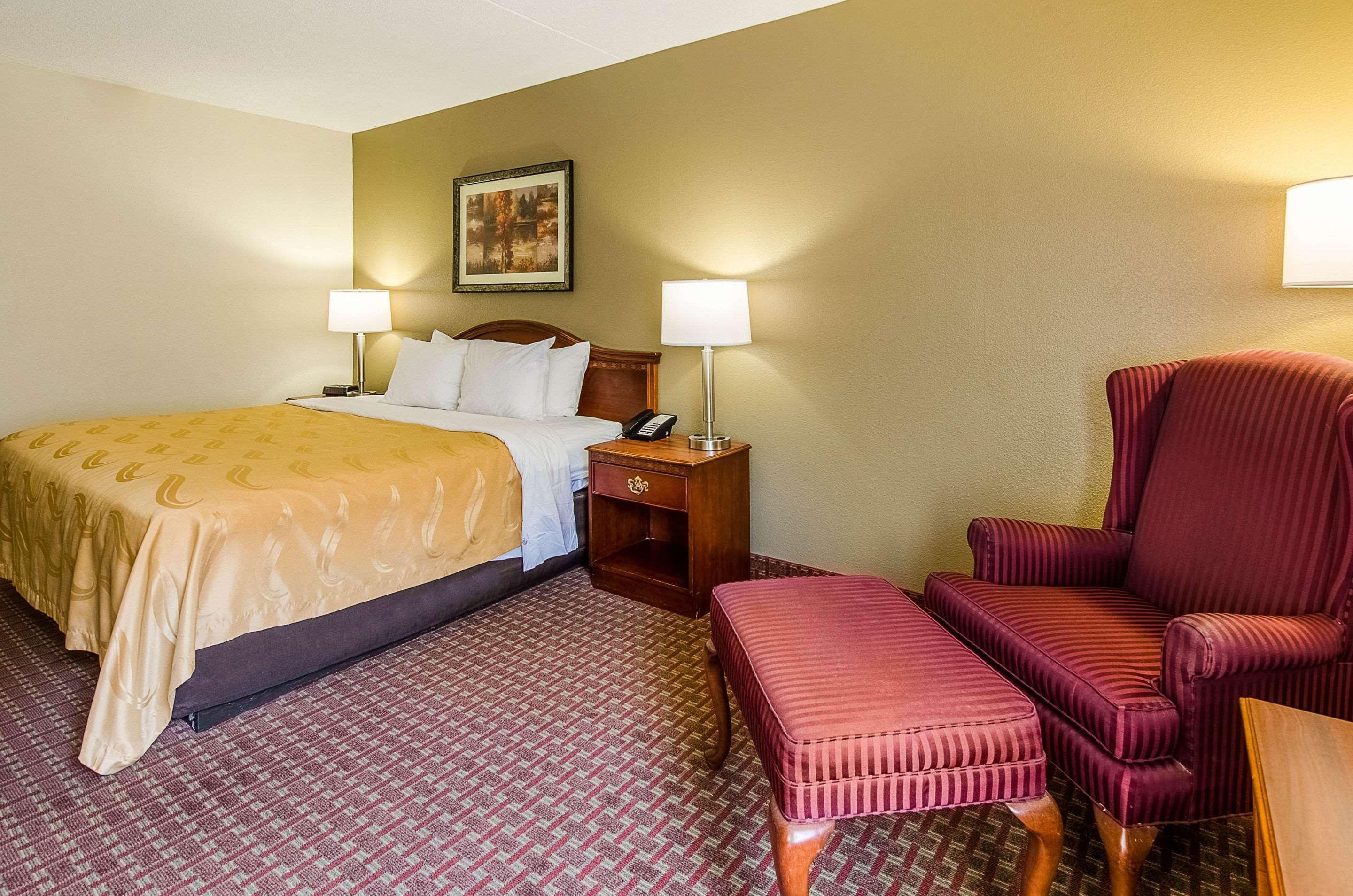 Quality Inn & Suites Lexington Near I-64 And I-81 Timber Ridge Eksteriør bilde