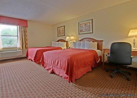 Quality Inn & Suites Lexington Near I-64 And I-81 Timber Ridge Rom bilde