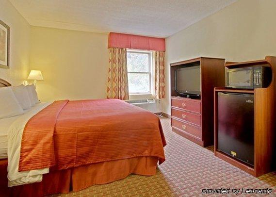 Quality Inn & Suites Lexington Near I-64 And I-81 Timber Ridge Rom bilde